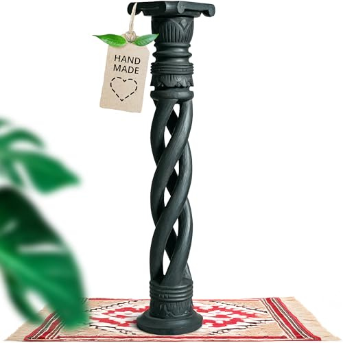 livasia gedrehte Deko Holzsäule 100cm – Antik-Look Podest, Blumensäule, Dekosäule aus Albiziaholz – Balinesische Handwerkskunst, Nachhaltig und Einzigartig (Schwarz)