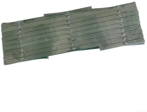 Expandable PVC Garden Trellis 1.8m x 30cm, Green Plastic Climbing Plant Support Frame for Roses Clematis Vines, Decorative Outdoor Wall Fence and Flower Bed Divider(1pc)