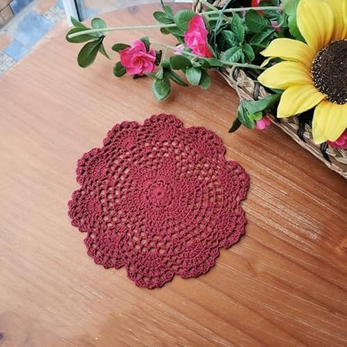 YKAFADE 4 Stück Spitze Runde Gestickte Tischläufer - 20cm Retro Spitze Französische Häkeldeckchen Tischmatte Spitzendeckchen Tischsets für Küche, Esszimmer, Dreamcatcher Dekoration -Weinrot