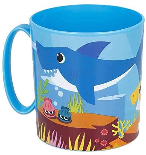 ILS I LOVE SHOPPING Tazza Bicchiere in plastica 350ml per Microonde con manico Bambini colazione BPA-free (Baby Shark)