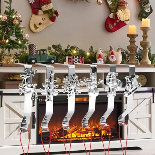 MOAMUN 6 Pièces Porte Chaussette De Noel, Support Chaussette Noël Antidérapantes avec Patin en Silicone, Crochets De Noël pour Chaussettes Métalliques pour Decoration Noel De La Cheminée Réunion