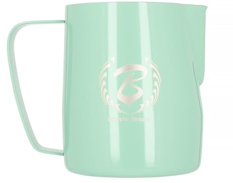 Barista Space Polished Silver Milk Jug optimal für Latte Art mit präziser Ausgusstülle, leicht und handlich, empfohlen von Weltmeistern – silverGreen - 600ml