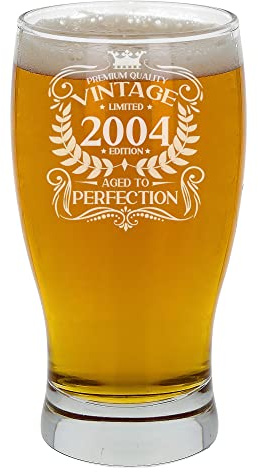 Always Looking Good 22nd Birthday Gift for Men Vintage 2004 Aged to Perfection Engraved Pint Beer Glass Present for 22 Year Old Etched Cider Lager Beer Tulip Pint Glasses