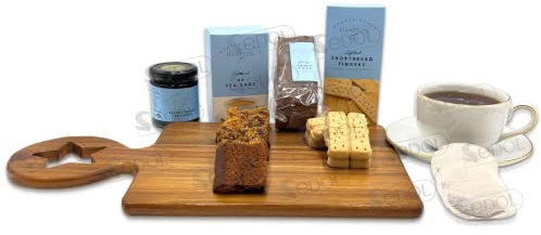 Traditional Afternoon Tea Hamper – Luxury British Tea Gift Set with Black Tea, Strawberry Jam, Orange Marmalade, Vanilla Fudge & Highland Shortbread – Perfect Christmas Hamper for Women & Men