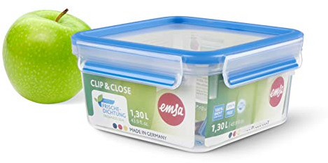 EMSA Clip & Close Frischhaltedose, quadratisch, 1,3 L, Aufbewahrungsbox, 100 Prozent dicht, spülmaschinen-, gefrier-, mikrowellenfest, Transparent, Blau, Made in Germany, N10113