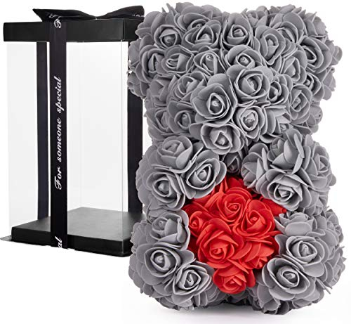 BRUBAKER Rosen Bär Blumenbär 25 cm - Blumen Geschenk zum Valentinstag Jahrestag Geburtstag Hochzeit - Geschenkbox inklusive - Grau mit Herz Rot