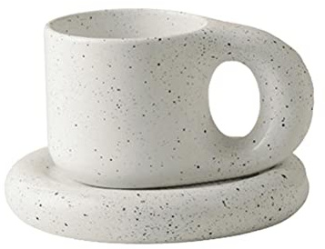 Rvtkak Taza de cerámica nórdica con mango de grasa, taza de café y platillo, diseño creativo hecho a mano con mango de grasa con placa ovalada, tazas vintage con redondo hecho a mano para té de