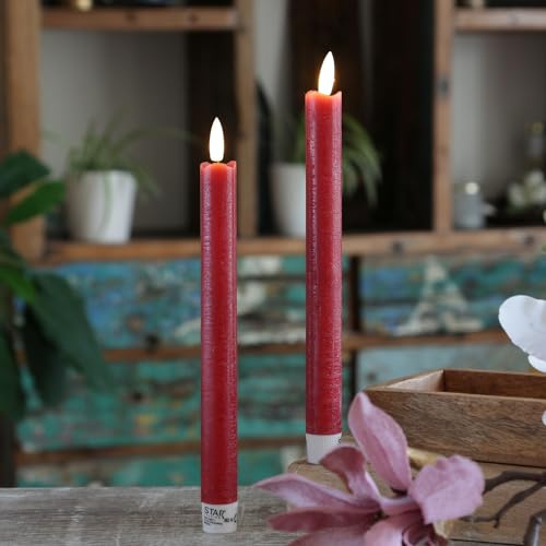 MARELIDA LED Stabkerzen Tafelkerzen Dinnerkerzen Rustik-Optik Echtwachs flackernde 3D Flamme Timer 2er Set (25cm, rot)