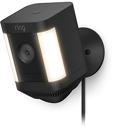 Introducerar Ring Spotlight Cam Plus Plug-In från Amazon | 1080p HD-video, tvåvägssamtal, nattseende med färg, LED-spotlights, siren, gör-det-själv-installation
