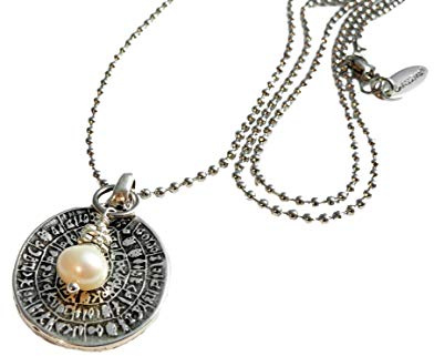 chrissona® lange Edelstahl Kugelkette mit Münze und weißer Perle, Replik Phaistos Scheibe, versilbert, Geschenk, Frau, Kette, Halskette, in verschiedenen Längen erhältlich, Karabinerverschluss