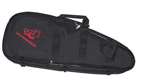 Estuche acolchado para el transporte de la gaita. El instrumento entra separando el ronco entre la prima y la segunda.