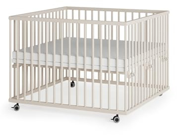 Sämann Baby Laufstall aus Holz I Baby Laufgitter 100x100 cm Sahara Dust I Inkl. Matratze Cloud Air I Robuster & höhenverstellbarer Laufstall aus Buchenholz I Mit gummierten Rollen & TÜV geprüft