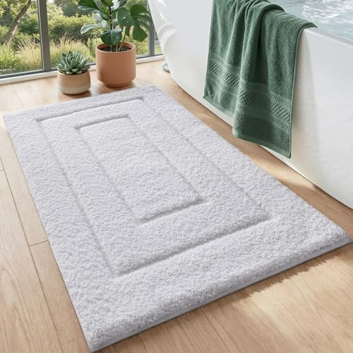 DEXI Badematte rutschfeste, weicher Mikrofaser, Weiß, 50 x 80 cm | Super saugfähiger Badezimmerteppich, maschinenwaschbarer Badteppich, dicker Badvorleger für Dusche, Badewanne und Toilette