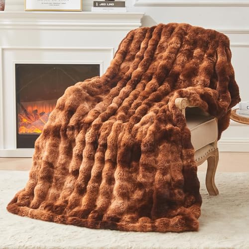 EMME Manta de piel sintética teñida marrón oscuro, manta acogedora de conejo de burbujas grandes para sofá, manta pequeña y mullida y acogedora, manta gruesa de felpa peluda, 50 x 60 pulgadas