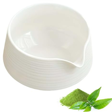 Bol à Matcha en Céramique, 550ml Bol à Matcha en Céramique avec bec Verseur, Service à Thé Japonais Traditionnel, pour Salle à Thé, Cuisine, Débutant, Ami de Famille(Blanc)