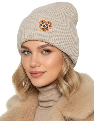 Baesics Wintermütze mit Herz Damen Herren Unisex, weiche kuschelige | Strickmütze Beanie, elastisch und warm, One Size für Herbst und Winter, Alltag und Outdoor, Geschenk Frauen Männer