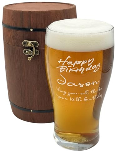 ukgiftstoreonline Personalised Beer Glass in Vintage Wooden Barrel, 550ml, Glass, 16cm Height, Birthday Gift, Dishwasher Safe