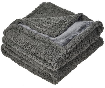 Dogat wasserdichte Hundedecke waschbar 203x 152cm beidseitig verwendbare Haustierdecke für große und sehr große Hunde und Katzen Sofabezug und Bettschutz weiche Sherpa-Fleece- und Flanelldecke grau