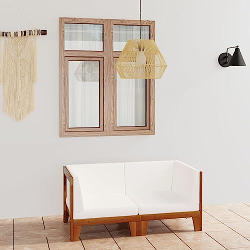 JHQHSM 2-Sitzer-Sofa aus Massivholz Akazie mit Cremeweißen Kissen, Wetterbeständiges Modulares Gartensofa für Terrasse und Balkon, Langlebiges Outdoor-Möbel mit Rustikalem Design