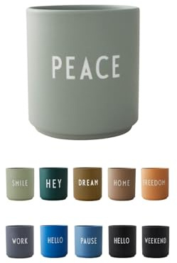 Design Letters Lieblingsbecher Grün PEACE Tasse | Personalisierte Geschenke für Frauen & Männer | Geburtstag, Weihnachten, Hochzeitsgeschenk | Kaffeebecher Porzellan | Tasse mit Spruch 250 Ml