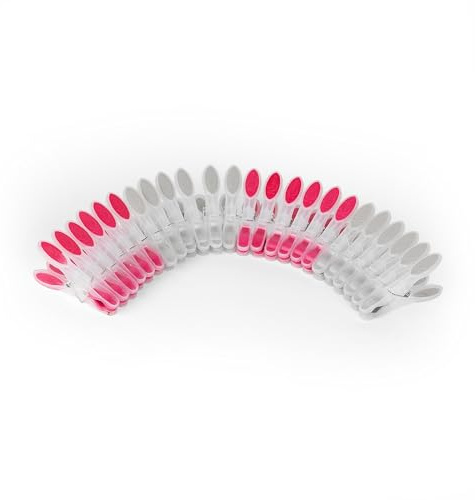 Kleeneze Pinces à Linge Steady-Grip Lot de 24, Épingles à Linge Anti-Humidité et Anti-Rouille, Pinces Plastique avec Prise Ergonomique pour Étendoir, Gris/Rose, Qualité Durable