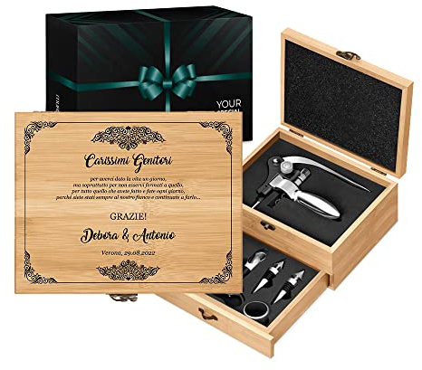 Maverton Accessori da Vino La Dedica, Kit Cavatappi da Vino Personalizzato | Scatola in legno di bambù + 8 pezzi di Accessori Vino, idee regalo per anniversario, Ringraziamento