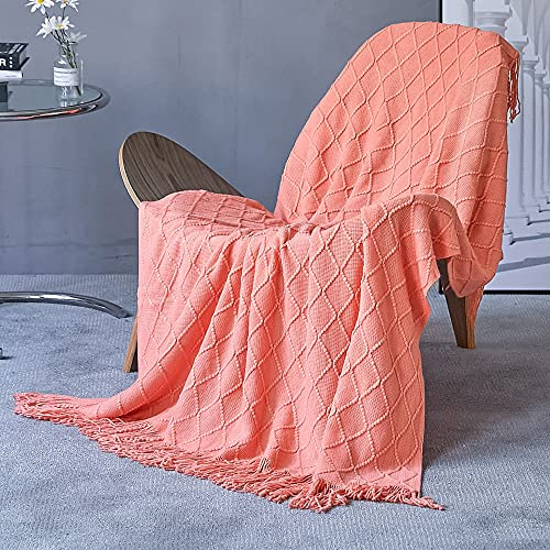 Kuscheldecke Koralle Flauschig Gestrickt Tagesdecke Grob Wohndecke Wendedecke Kuscheldeck Sofadecke Couchdecke Strickdecke Sofa Bett Überwurf 130 x 180 cm Sofaüberwurf mit Kurzen Fransen Bedspread