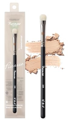 Piccasso 239 Eyeshadow Brush – Korean Eye Makeup Brush with Soft Goat Hair Bristles, Flat and Rounded Shape for Smooth Base Application and Blending, Essential Eye Shadow Brush for Daily Makeup