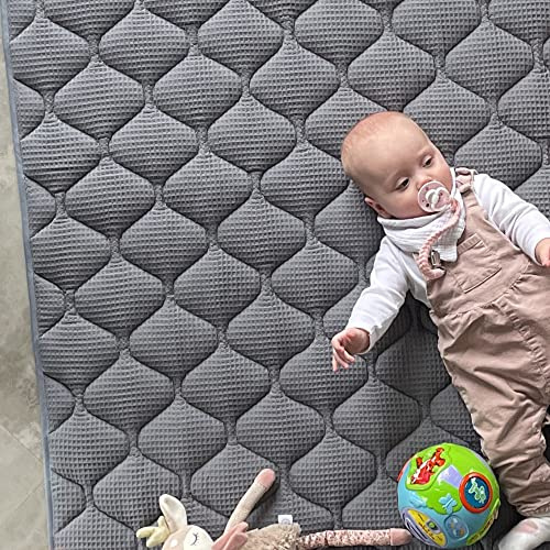 Sanosoft® Krabbeldecke - rutsch- & wasserfest - Made in Germany Grau 130x150cm