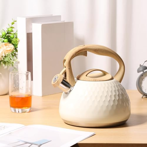 BAODBF Bouilloire sifflante de 3 l en acier inoxydable, motif marteau, théière avec poignée latérale, bouilloire rétro pour cuisinière à gaz, électrique, beige et blanc