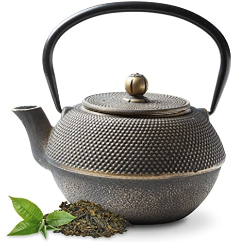 Tealøv TEEKANNE GUSSEISEN 1,1 LITER – Gusseiserne Teekanne Im Authentischen Japanischen Stil - Mit Herausnehmbarem Sieb aus Edelstahl – Hervorragende Wärmespeicherfähigkeit- Langlebig - Arare Gold