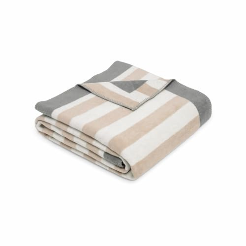 s.Oliver Decke 150x200 cm - Baumwollmix, Made in Germany, warm & waschbar, Kuscheldecke gestreiftes Muster beige grau
