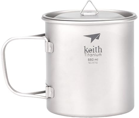 Keith Tazza in Titanio 550 ml Ti3206 con Coperchio e Manico Pieghevole, Leggera e Resistente, Ideale per Tè e Caffè in Campeggio, Trekking, Picnic, Gavetta Scout e Viaggi Outdoor