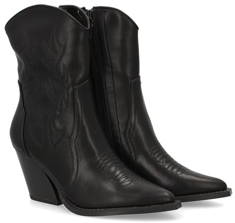 95196 Botin Campero con Tacon, Comodos, Diseno con Bordado en Cana y Empeine y Cierre de Cremallera. Otono Invierno. Negro Talla 40
