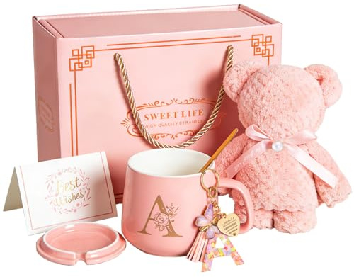 Tasse en céramique personnalisée avec lettre A et serviette Ours, 380 ml, tasse à café rose avec couvercle, cuillère, porte-clés A, carte, cadeau pour femmes, filles, petite amie