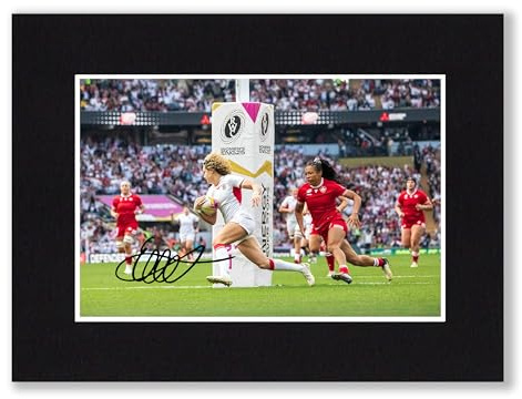 RJR PRINTS Ellie Kildunne, England World Cup Rugby Signed 8x6 Inch Mounted Photo Print With Pre Printed Signature That Would Make A Great Gift For Any Fan And Is Ready To Be Framed