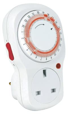CED Minuteur segment 24 heures 13 A 3 kW 15 min Blanc