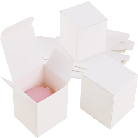 Festa Centro Schachteln aus weißem Kraftpapier, 50 Stück; quadratische Schachteln aus Kraftpapier mit Deckel, einfach zu montieren, Gastgeschenke für Geburtstage und Hochzeiten (5 x 5 x 5 cm)