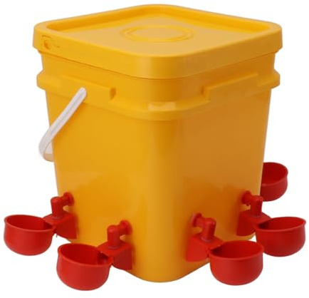 Gavigain Automatischer Hühnertränkebecher,Hühnertränkebecher mit 12L Handfass Geflügeltrinkgerät für Gänse, Enten, Vögel (Eimer + verbundener roter Vogelnapf+ Schwarze Schrauben)