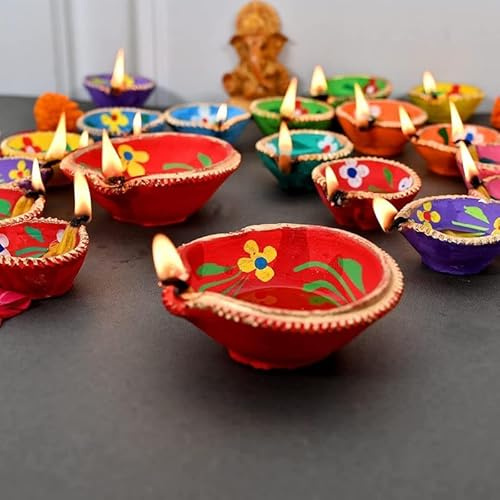 Saudeep India Diwali Diyas | Traditionelle Handgefertigte Terrakotta-Ton-Diya | Mitti Deepak für Diwali | Puja und Home Decoration (51 Stück)