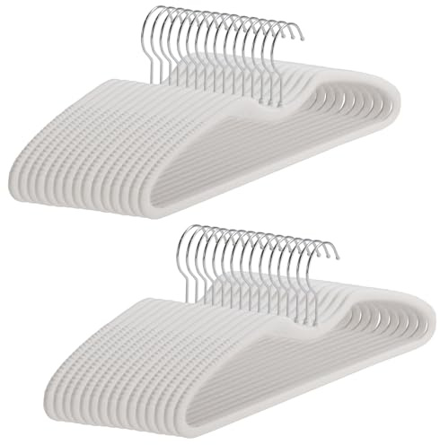 30er-Pack Samt-Kleiderbügel, kurzhalsige rutschfeste schlanke Kleiderbügel mit 360° drehbarem Haken, platzsparende Kleiderbügel für Hemden, Kleider, Pullover, Weiß