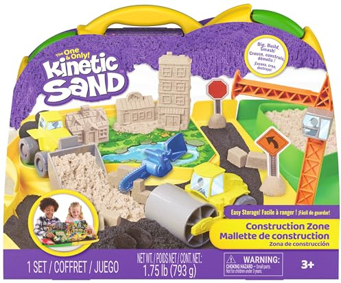 Kinetic Sand Deluxe Baustellen-Koffer, kinetischer Sand, ab 3 Jahren | Original aus Schweden | Mit Bagger & Fahrzeugen | Baustellen-Zubehör | Fördert Feinmotorik | Kreativer Spielspaß
