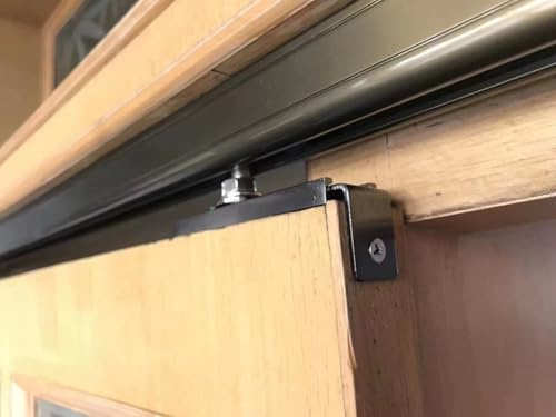 Brons 2-dörrars glidspårsystem, 4,9 m aluminium ar kit för innerdörrar, tak- och väggmontering, rullande hårdvara perfekt för släta osynliga glidlösningar