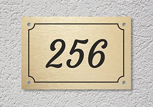 GFD - Targa per esterno con numero civico personalizzato - Laminato in plastico - Disponibile su varie misure - Spessore di 3.2 mm - Incisione Nera su Sfondo Oro spazzolato - Made in Italy
