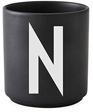 Design Letters - Personal Porzellanbecher - schwarz - N - Arne Jacobson - Design - Tasse