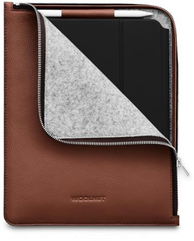 WOOLNUT Leder Folio f. iPad Pro 11 (M4/M5), iPad Air 11 (M2/M4) & iPad 10.9 (Gen 10) – Braun, Vollleder Hülle m. Reißverschluss & Stifthalter, passend f. iPad Pro/Air/10.9 Modelle 2018-2026