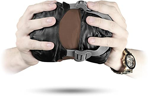 normani Ultralight Schlafsack Runty KOMPAKTE GRÖßE! 3D Mikrofaser Microtech Füllung, wasserdichter Sommerschlafsack Braun 210 cm x 75 cm x 60 cm (Rechts)