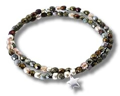 Andrea Traub - FASHION Zweireihiges Perlenarmband aus Naturtönen Taupe - Beige Mix Glasperlen mit versilberten Sternanhänger