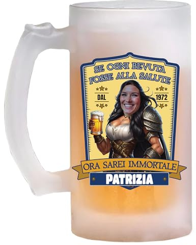 Bombo boccale da birra in vetro etichetta immortale donna | personalizzato con data di nascita, nome e faccia della festeggiata, capacità 500 ml