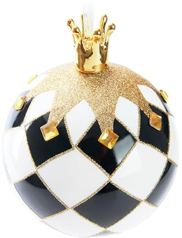 BRUBAKER Premium Weihnachtskugel Schach König - 10 cm Baumkugel aus Glas mit Schachbrett Muster - Weihnachtsbaumkugel mit Porzellan Figur Krone Gold - Handbemalte Christbaumkugel